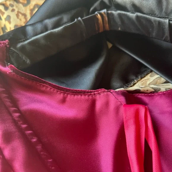 Vintage  Velvet Victorian gothic Cocktail Dress - Picture 9 of 10